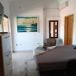Apartamento Moreta *