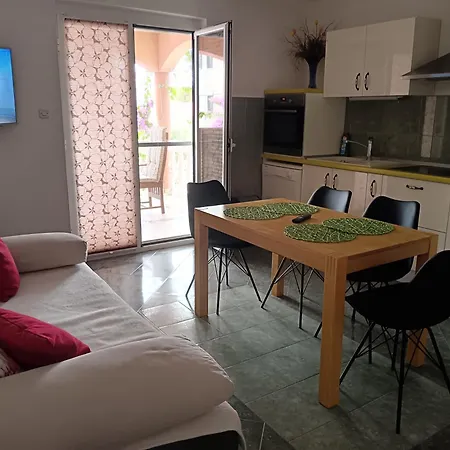 Moreta Apartment *