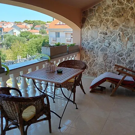Moreta Apartment