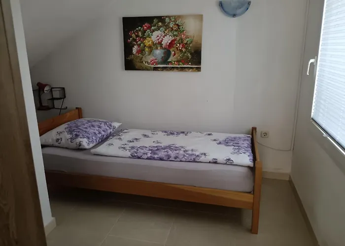 Moreta * 비오그라드나모루